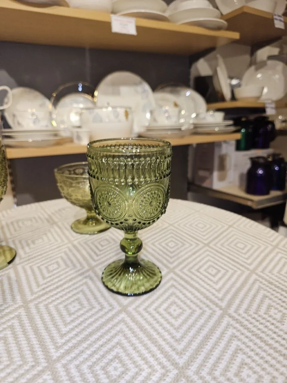 Collection Verrerie Vintage Gaufrée – Vert Olive