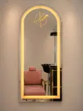 مرآة تزيين قوسية مع إضاءة . (Miroir Lumineux Arqué)