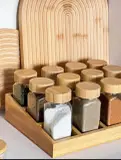 pots à épices avec couvercles en bambou