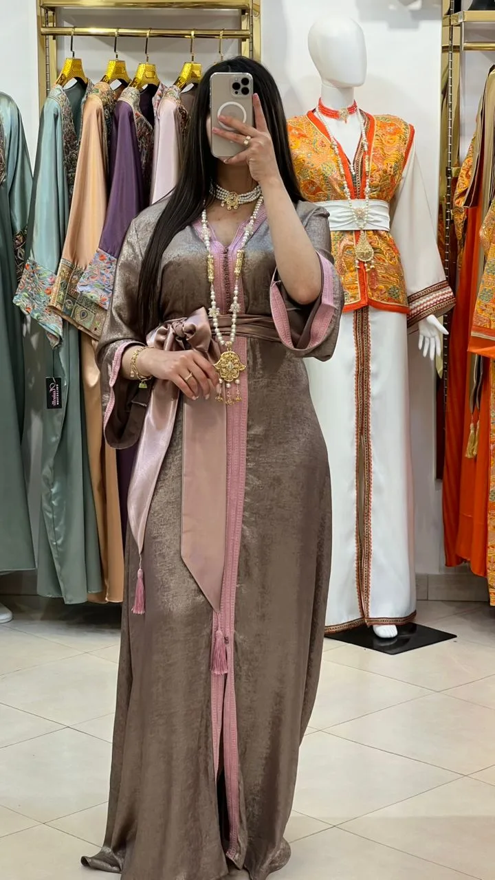 Caftan Yakout : La Noblesse du Jacquard