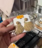 Boucles d'oreilles pompon éventail en fil tissé