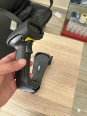قارئ كود بار لا سلكي PosLux W300