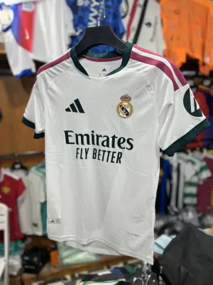 قميص ريال مدريد الجديد