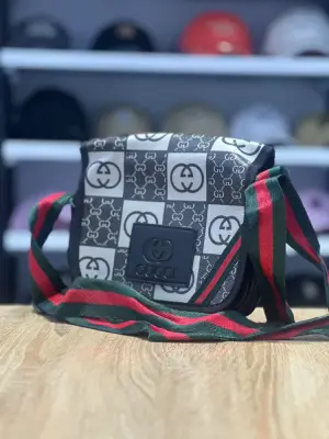 ساكوشة غوتشي  Gucci &
