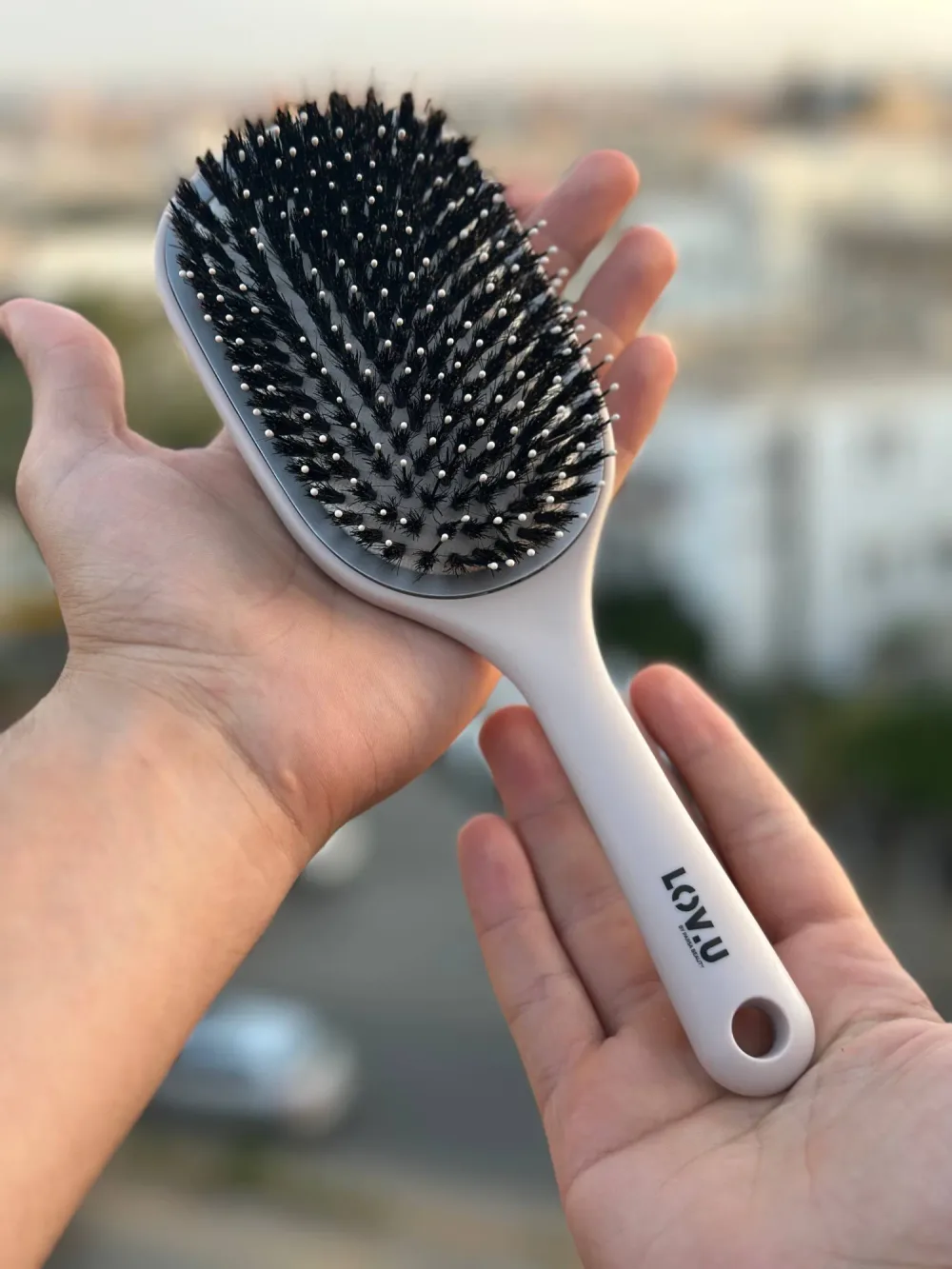 Brosse à Cheveux Ovale "LOVLU" — Poils de Sanglier & Nylon