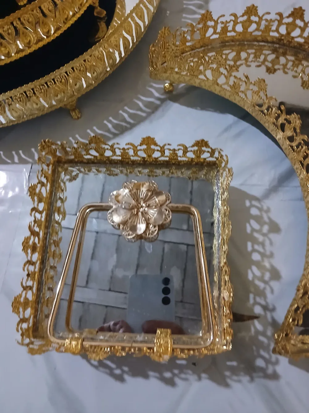 طقم الضيافة والأناقة