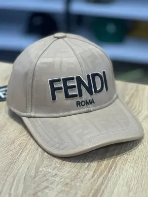 كاسكيطة فاندي Fendi