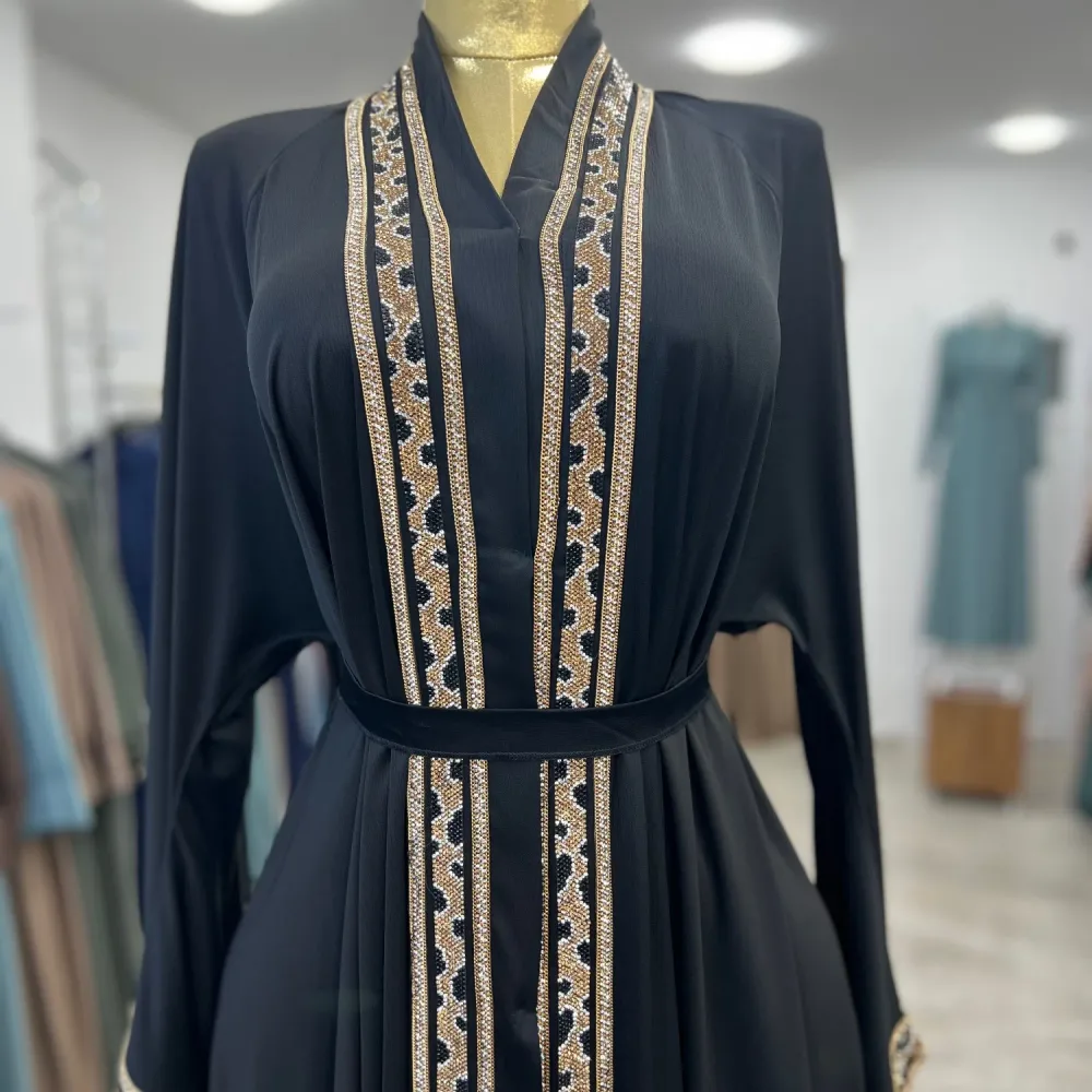 عباية دبي