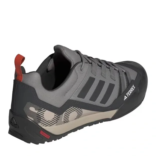 Adidas Terrex swift solo Gris