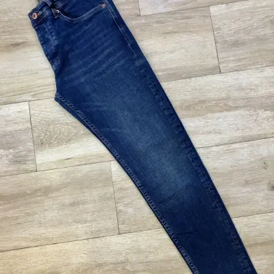 JEANS CODE 492