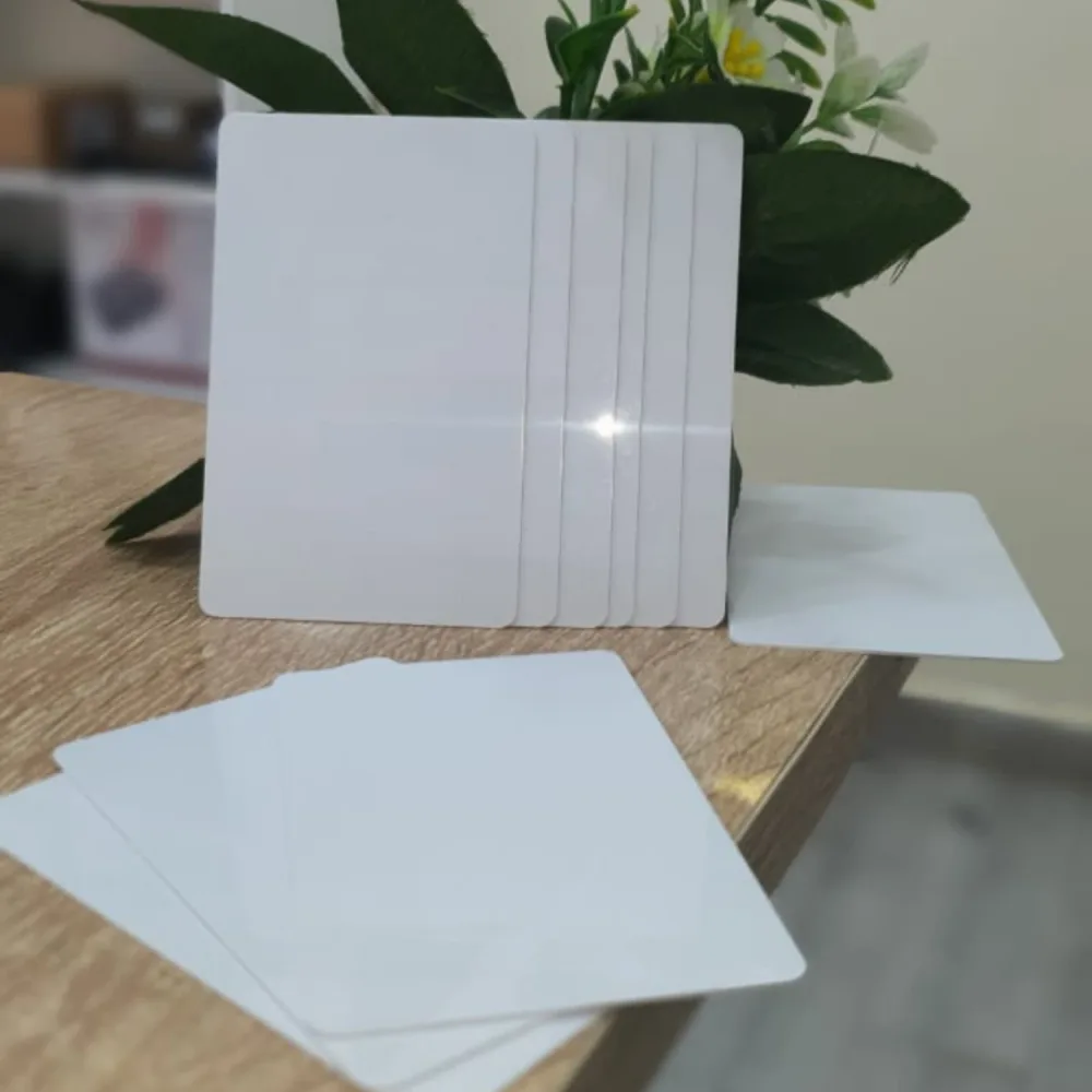 CARTE NFC CLASSIQUE (MIFARE 13,56MHZ 1K) Boite de 200 CARTES