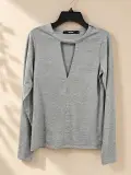 Top Femme Bik Bok Gris Clair à Col Rond – Taille S