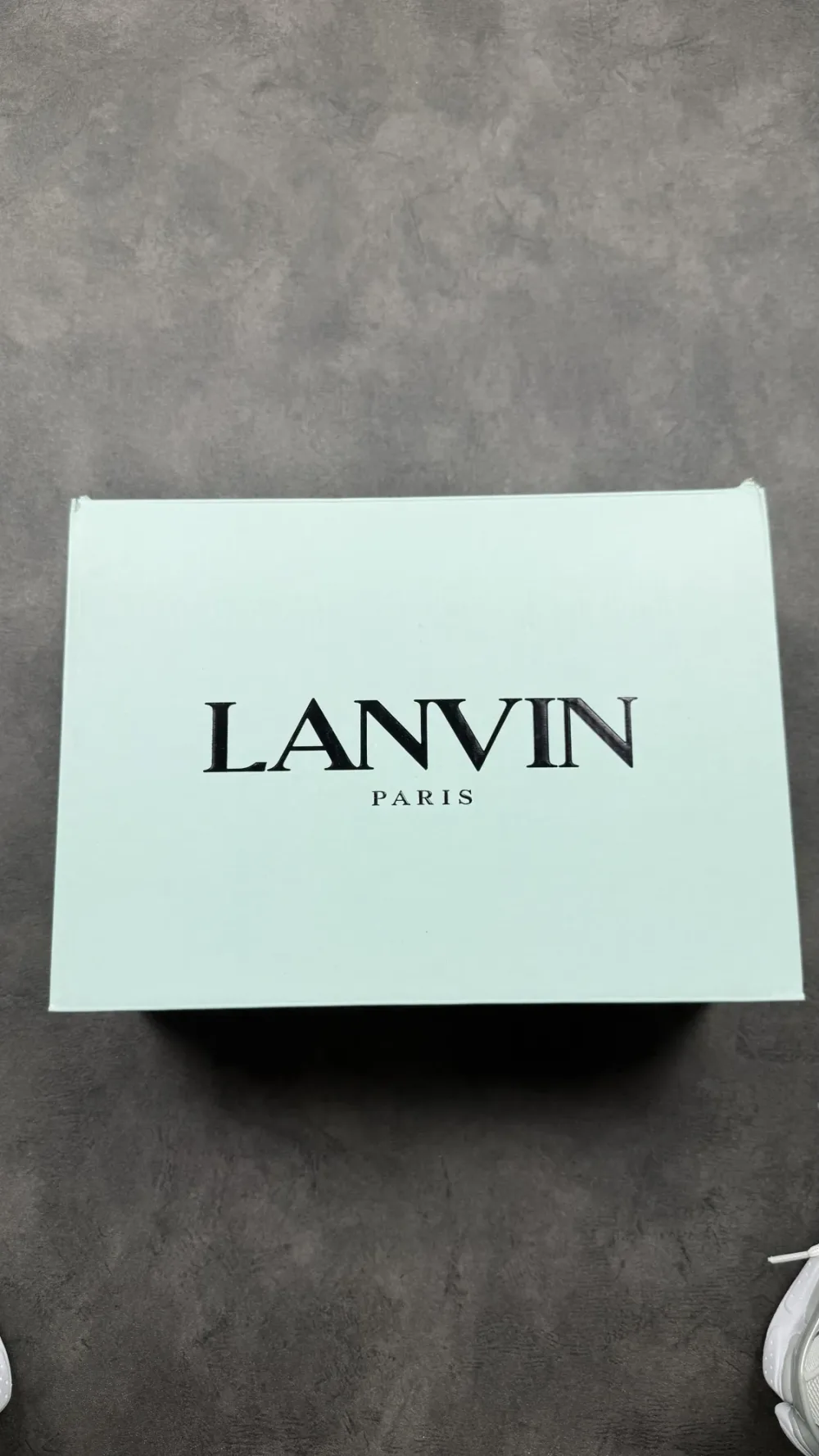 Lanvin curb grey