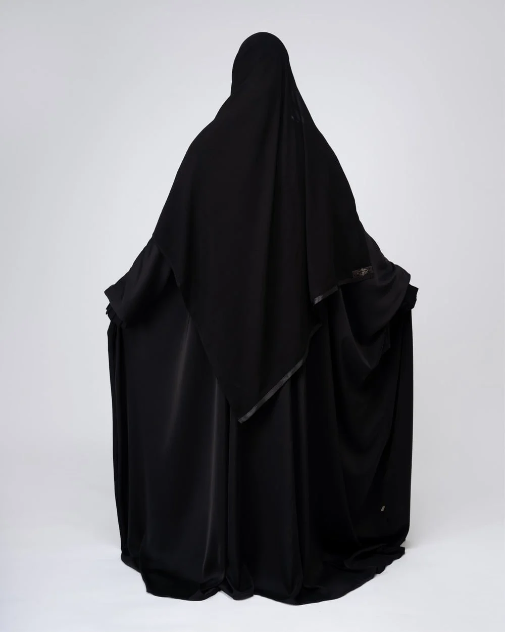 عباءة لين
