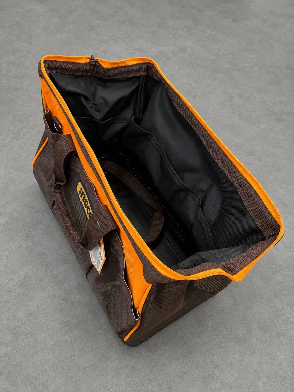 SAC A OUTILS VIDE 16" INGCO HTBG08