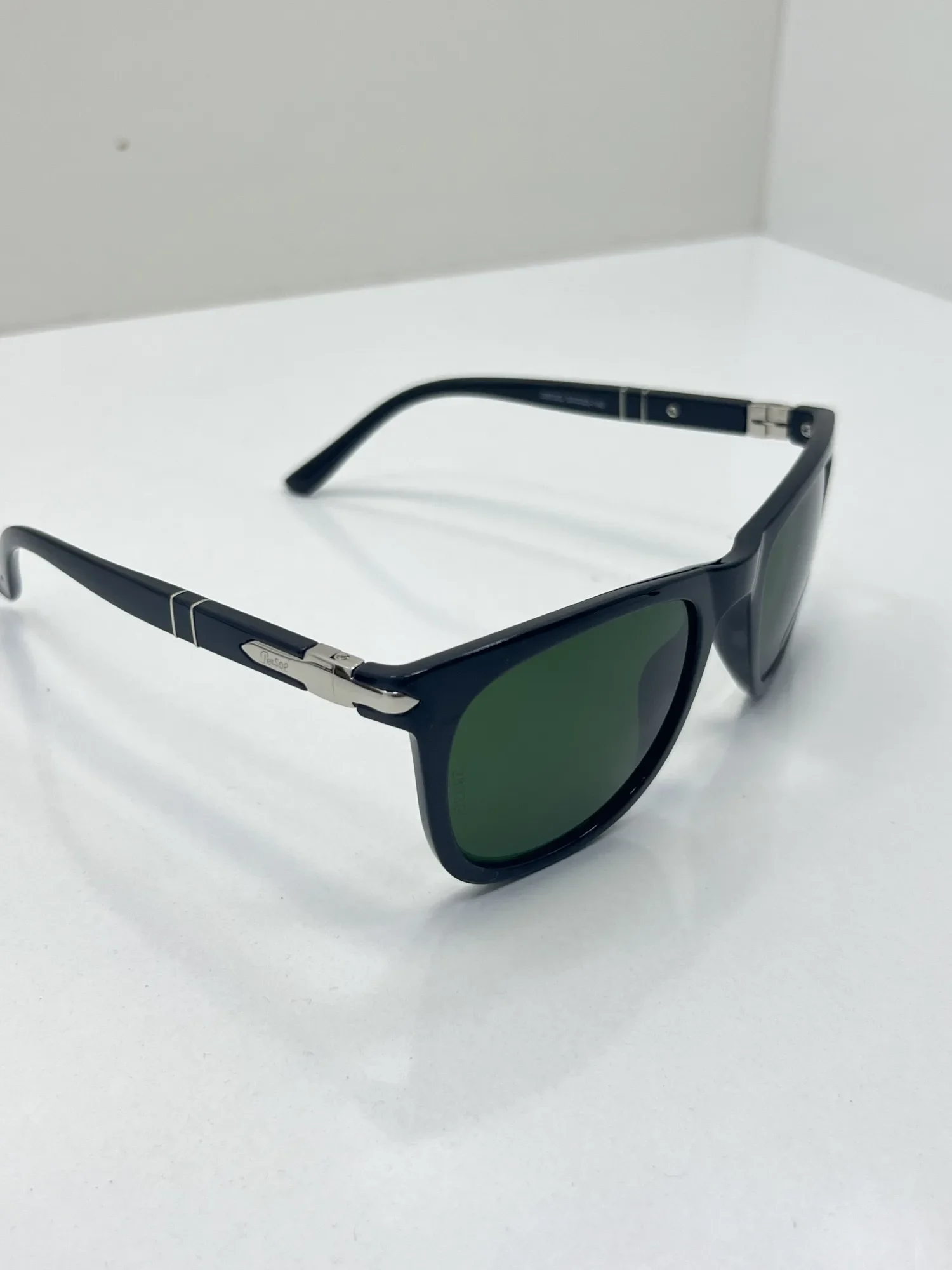 Modèle persol