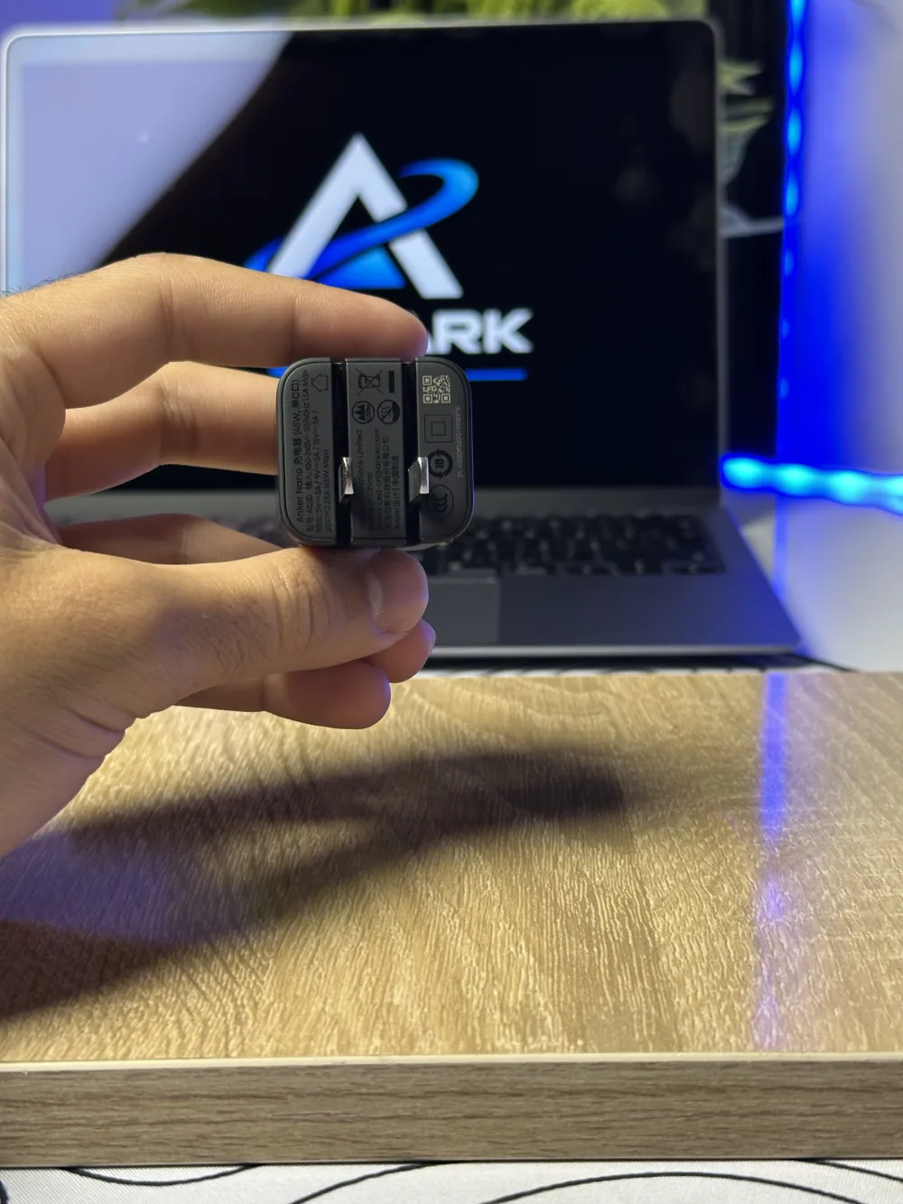 Anker Display 45W