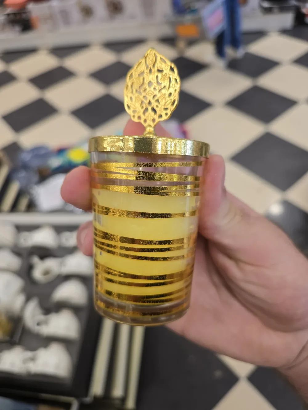 Bougie parfumée à motifs ethniques, coffret cadeau avec finition dorée