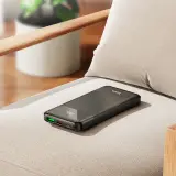 Power bank J102 Cool figure PD20W + QC3.0 10000mAh