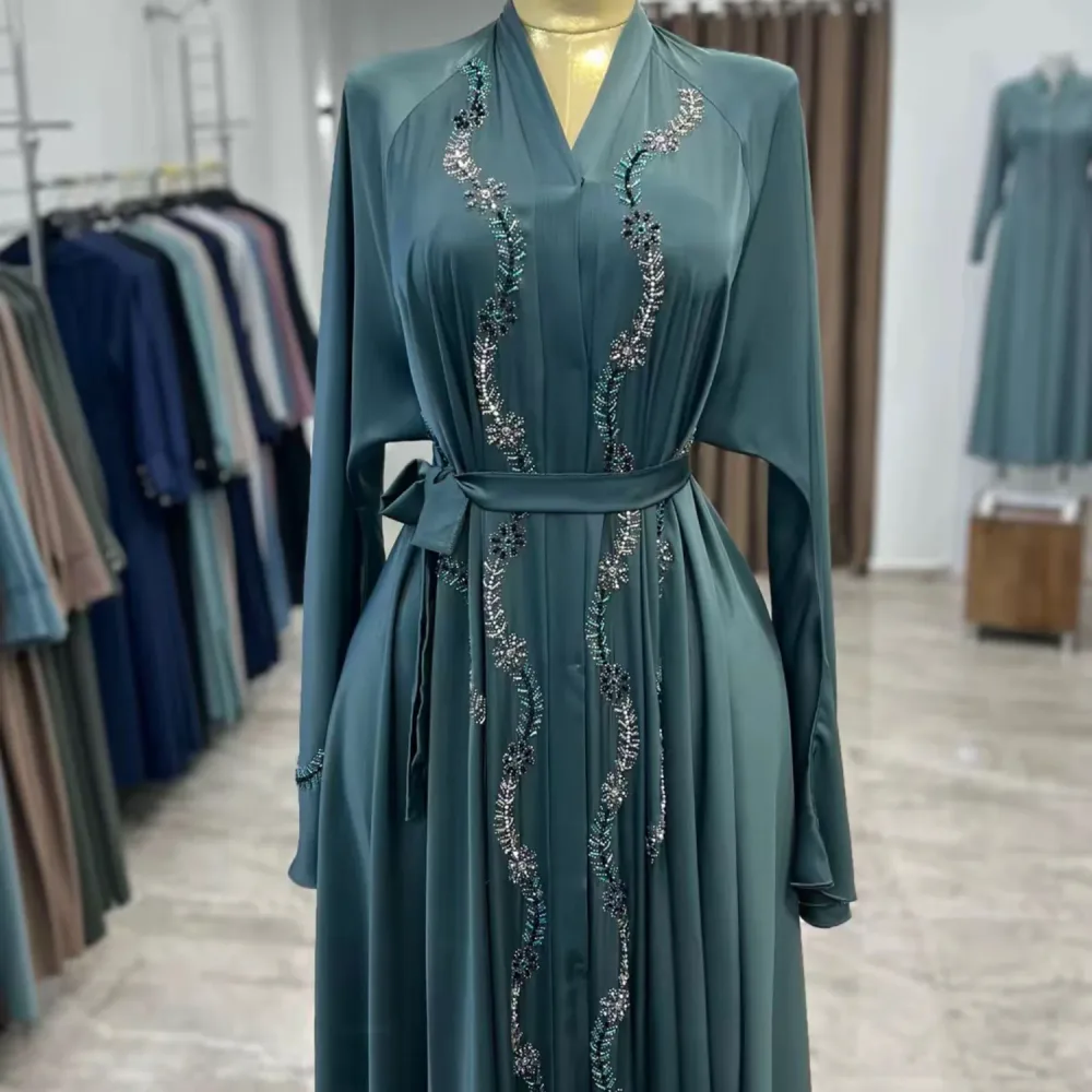 عباية دبي