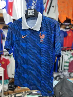 قميص منتخب فرنسا