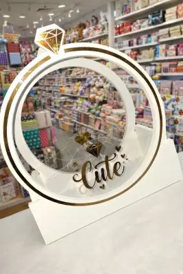 صندوق الأناقة الماسي – Diamond Gift Box