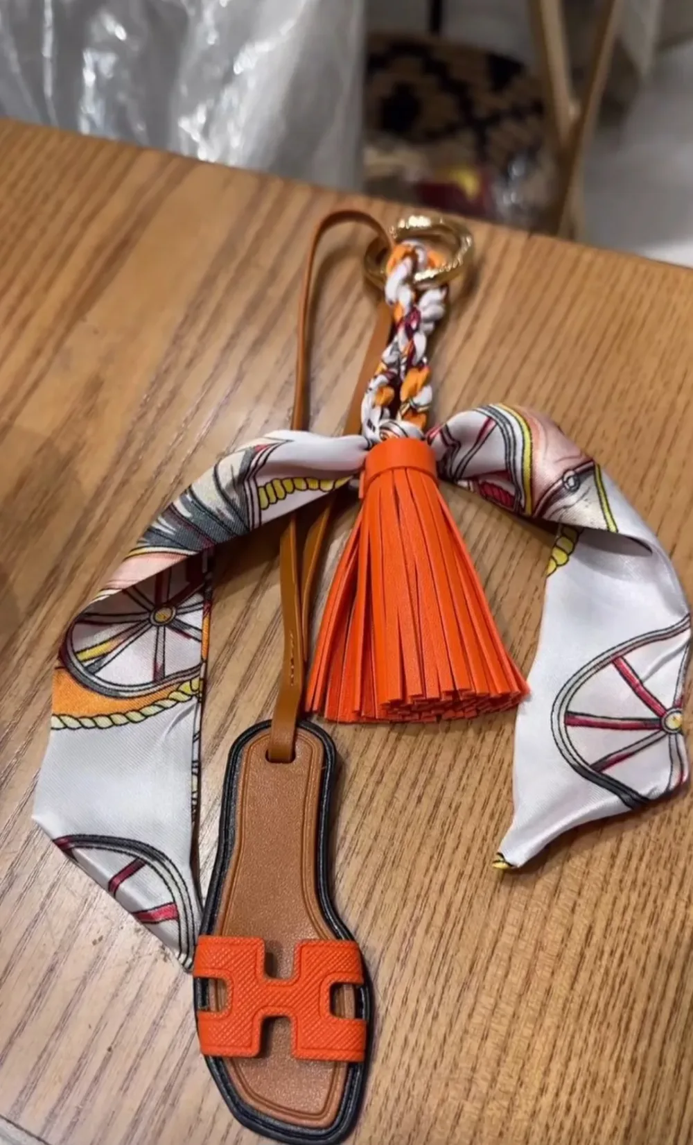 Porte clé et accessoire HERMES