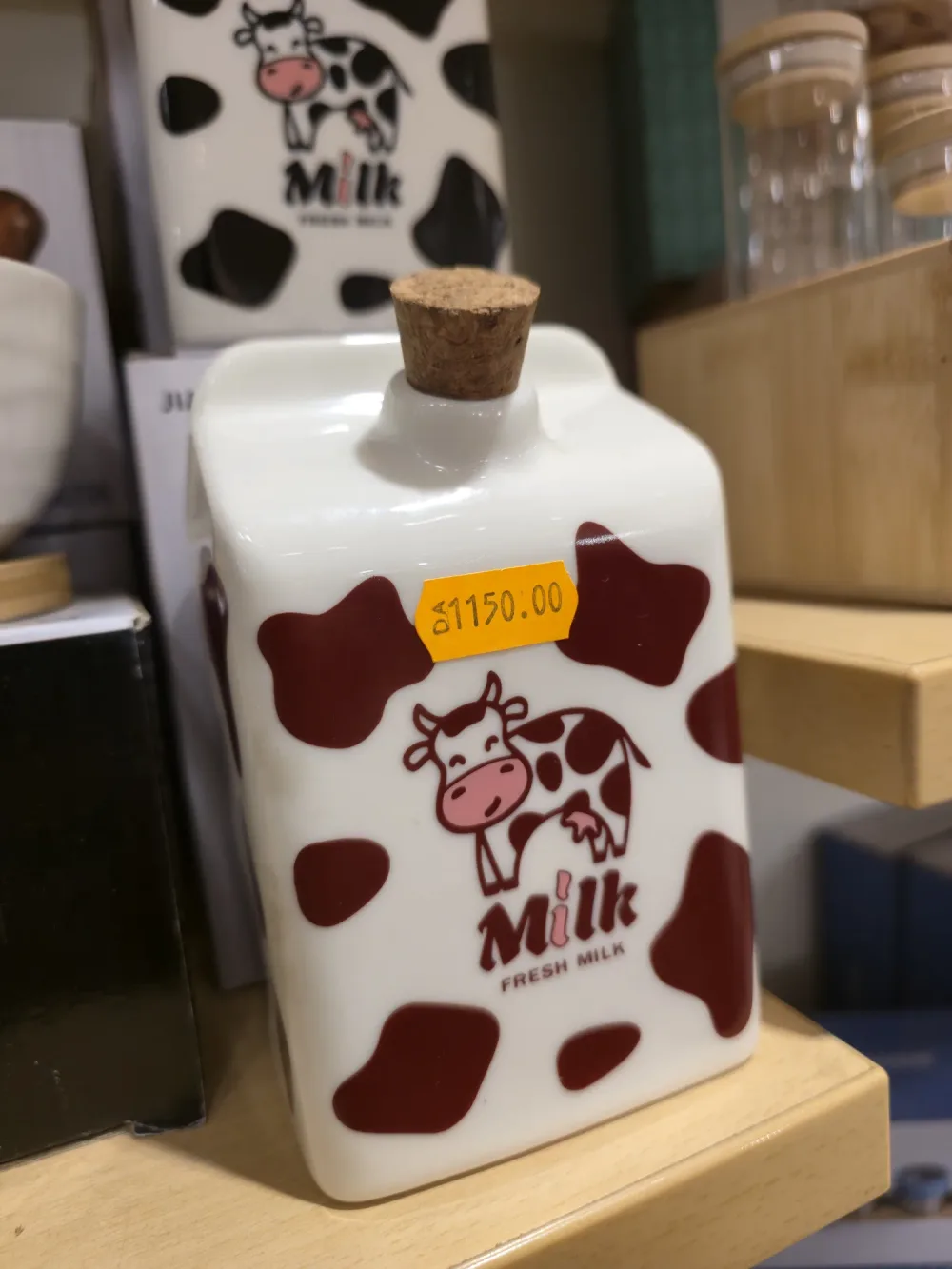 Bouteille de lait en ceramique