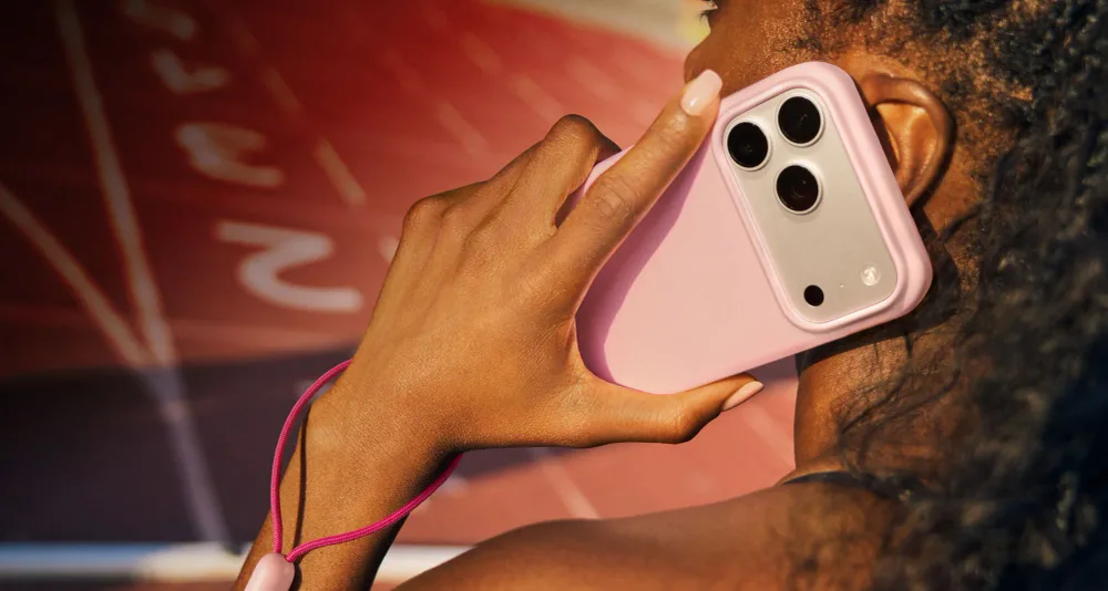 Beats iPhone  Kickstand Case