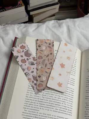 Autumn bookmarks