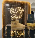 👢 بوت شتوي قصير بلاتفورم بحزام وإبزيم (Mini UGG Platform