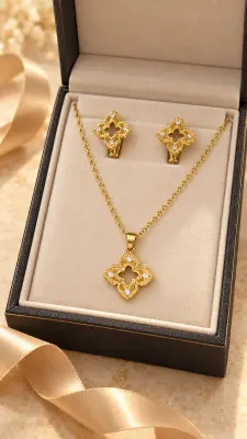 طقم Clover