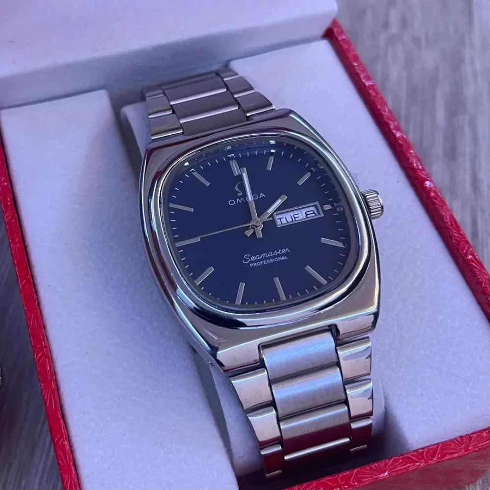 ساعة رجالية OMEGA