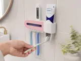 STÉRILISEUR DE BROSSE À DENTS AVEC DISTRIBUTEUR