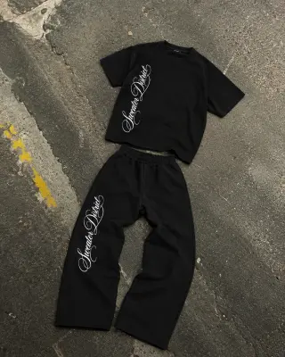 Ensemble Sweater Tshirt + baggy