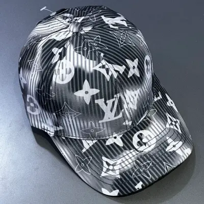 كاسكيطة لويس فويتون Louis Vuitton