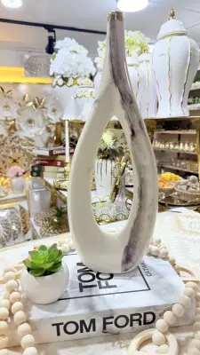 Vase scultra