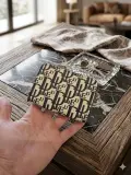 Petit Porte-Cartes  Motif Monogramme Beige & Noir