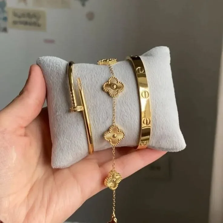 CLOU LOVE VANCLEEF
