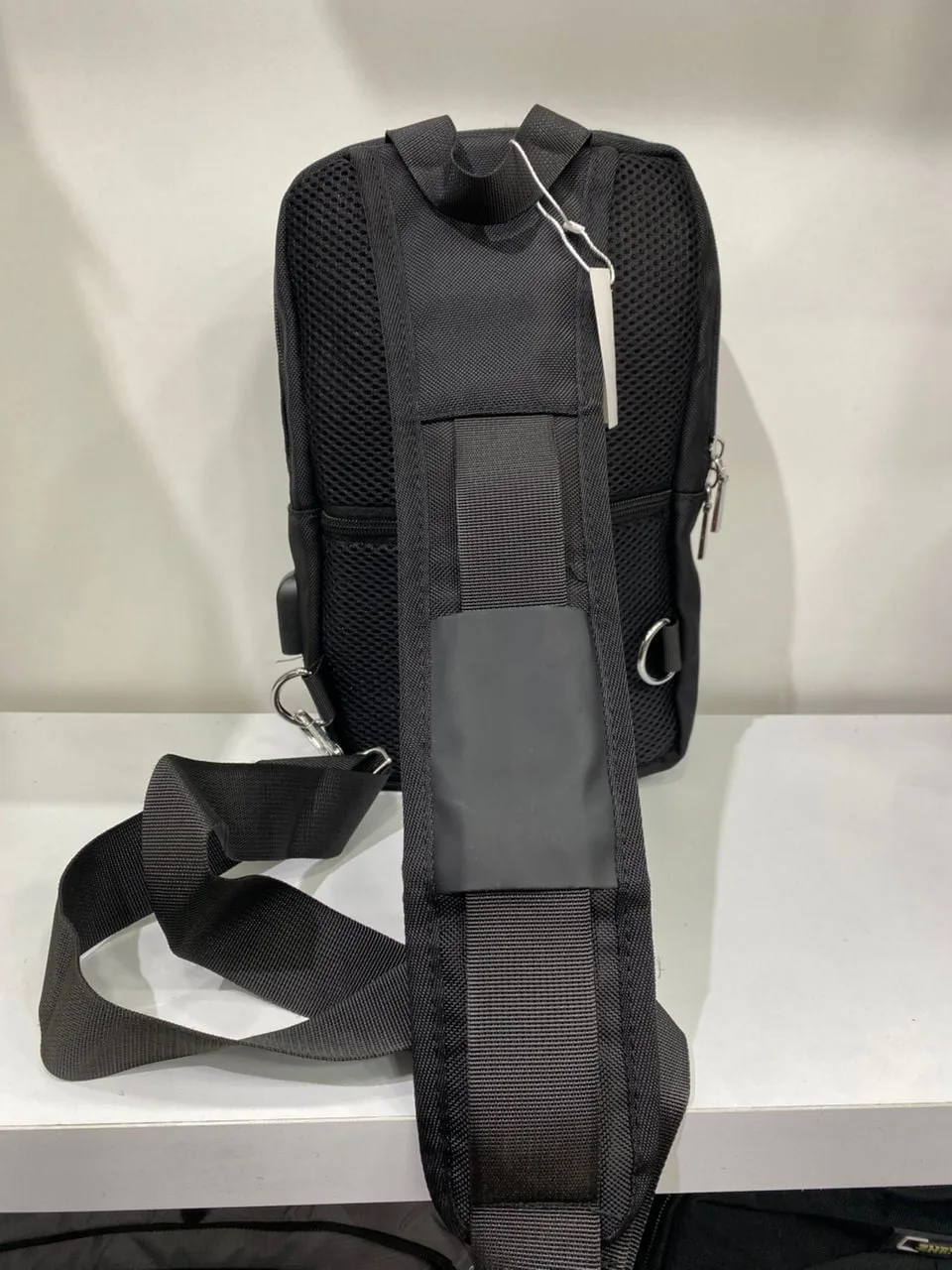 Sacoche Sling Bag avec USB
