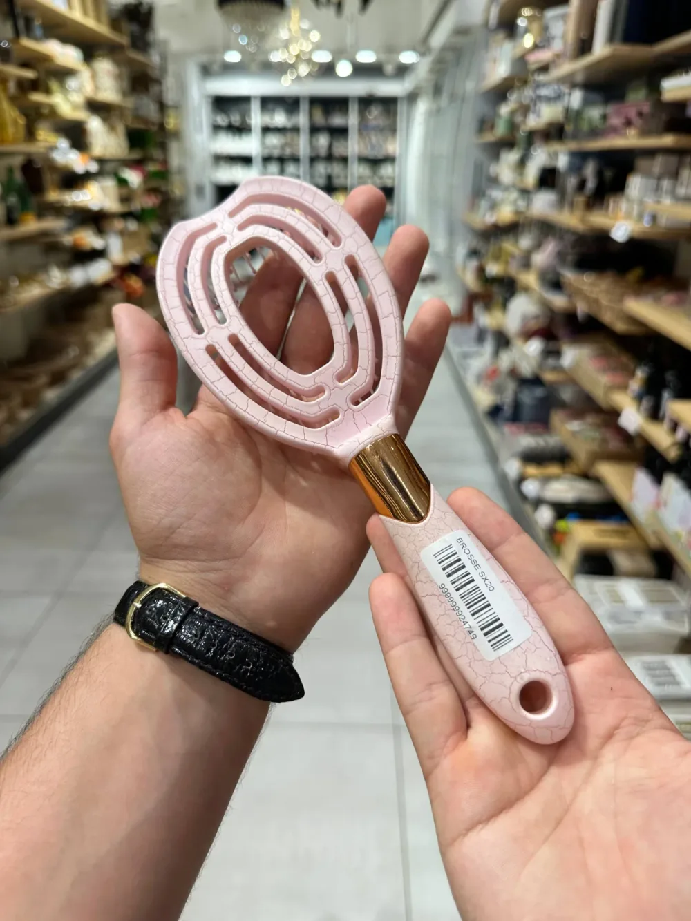 Brosse à cheveux démêlante ventilée