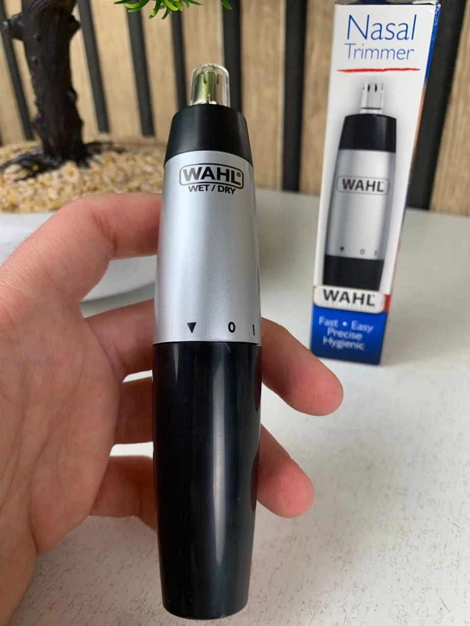 Tendeuse Nasal WAHL Portable pour homme – آلة إزالة شعر الأنف