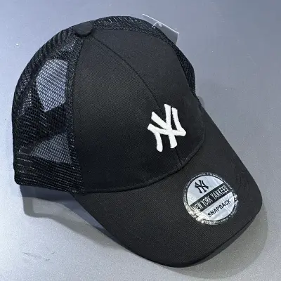 كاسكيطة نيويورك اسود New York