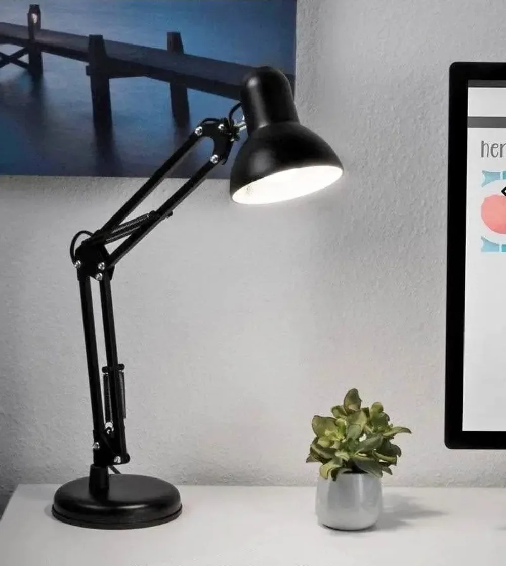Lampe de bureau en métal