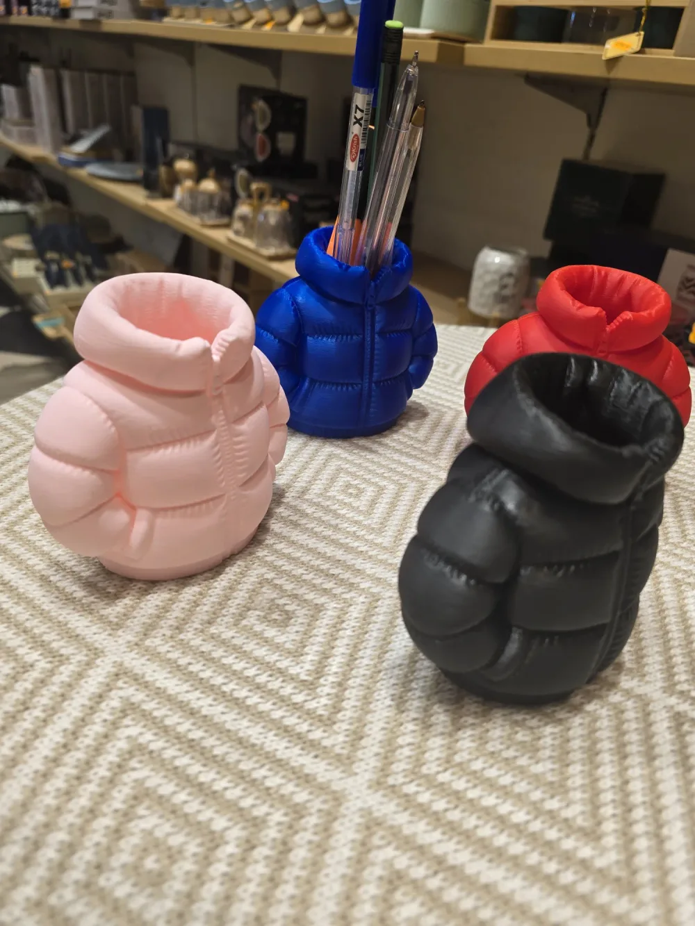 Pot à crayons "Doudoune" – Design tendance effet Puffer Jacket