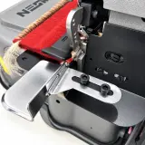 Machine à coudre industrielle surjeteuse tapis NS-2502K (avec coupe de bord)