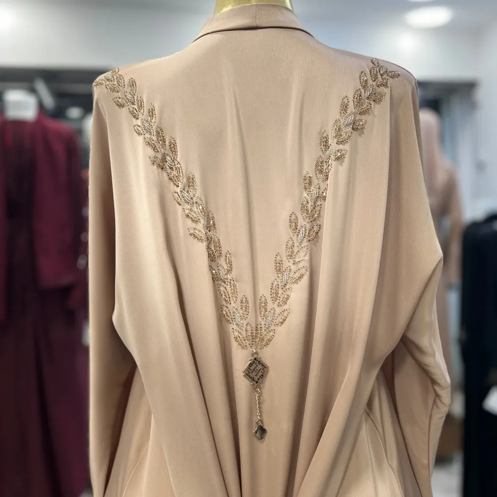 عباية دبي