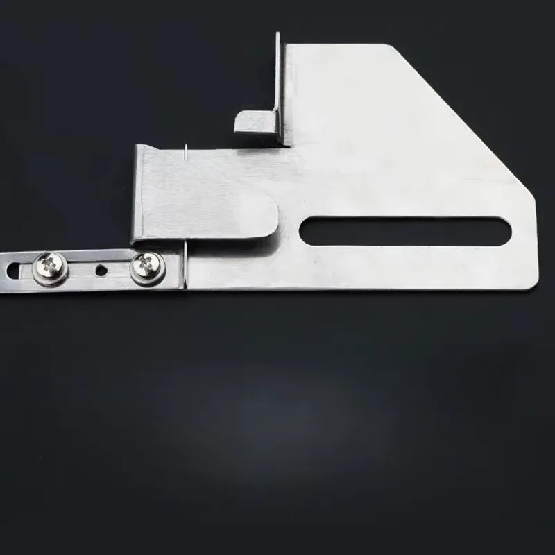 Guide Ourlet Pour Machine Colleteuse