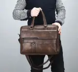 حقيبة رجالية راقية