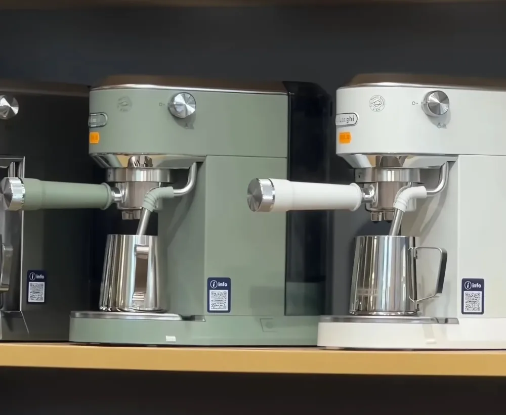 De'Longhi Dedica machine a café